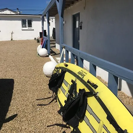 펜션 Beachcomber 발리코닐리